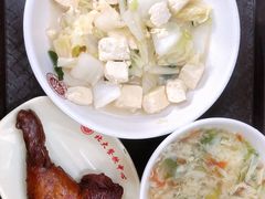 白菜炖豆腐-北大学一食堂