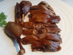 自家制酱香鸭-柴门头啖汤·经典川菜·慢火汤品(锦城万达店)