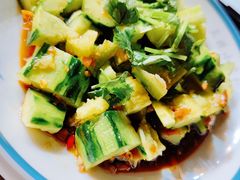 凉拌黄瓜-三妹小龙虾·黄油蟹(华侨城总店)