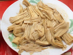卤腐竹-烂厅下牛肉汤