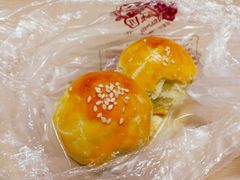 豆沙蛋黄酥-闻酥园(青羊区文殊坊店)