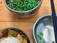 素椒杂酱面-左撇子私房面