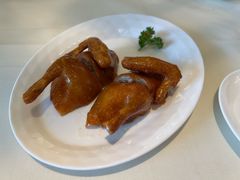 玻璃脆皮乳鸽-利苑酒家(金宝店)