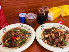 -何永光123鲜牛肉馆(1号店)