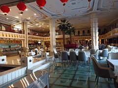 -碧中海汤泉汗蒸酒店