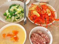 -臻爱住家月嫂育儿嫂(万达店)