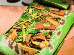 包烧野生牛肝菌-云海肴·汽锅鸡·云南菜(高德置地店)