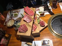 和牛甄選綜合拼盤-肉魁屋·烧肉·烧鸟·酒场(高新店)