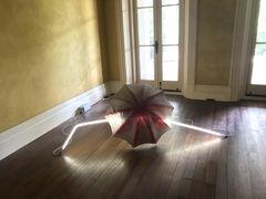 -Nathalie Djurberg与Hans Berg“牛皮纸包裹的月亮”-Prada荣宅当季展览