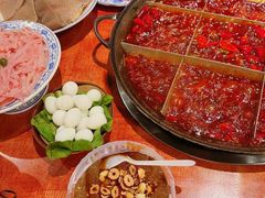 -周小明火锅(黑金冠社区店)