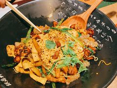 -银鼎轩麻辣香锅(丹尼斯2天地店)