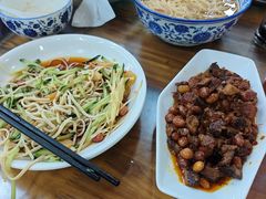 -雪琴面馆富安特色鱼汤面(城中花园店)