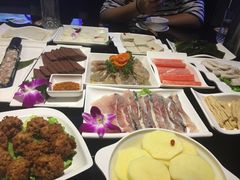 -唯爱KTV聚会餐厅(仙林东城汇店)
