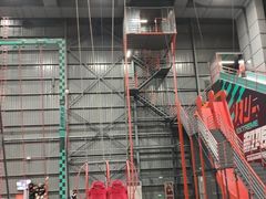-极限PLAY运动娱乐新世界·团建派对潮玩休闲馆·室内蹦极高空游乐园