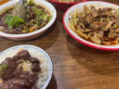 -朱大嘴肥肠血旺(福字街店)