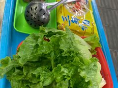 -广味炭炉鸡煲(宝业路分店)
