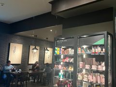 -星巴克臻选(南京金茂览秀城店)