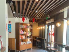-星巴克(西藏路店)