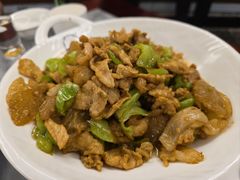 -蔼若春.传承三十年云南菜(金碧公园店)
