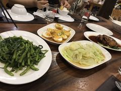 -绿光森林餐厅