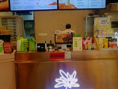 -奈雪的茶(M+世纪都会广场店)