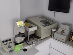 -潘多拉眼镜·蔡司依视路明月(潘家园店)