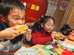-麦当劳(百联西郊购物中心店)
