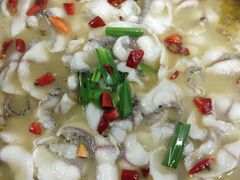 -周渝食惦酸菜鱼(青浦店)