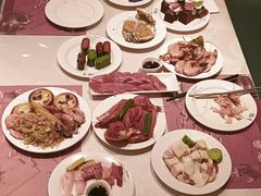 -四海一家自助餐(益田假日广场店)