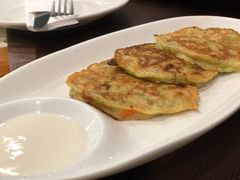 西葫芦饼配酸奶-TUK土耳其餐厅·下午茶(卢湾店)