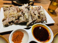 手抓羊肉半斤-贯贯吉·清真餐厅(浙江中路店)