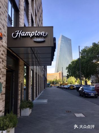 法兰克福展览中心希尔顿欢朋酒店，住了两个晚上