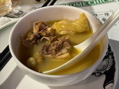 -禄婶鸡煲·打边炉
