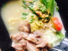 -蝶豆花蓝面条