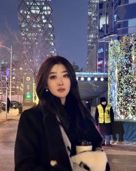 -进巍美甲