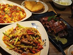 -肖四女乐山跷脚牛肉(世博源店)
