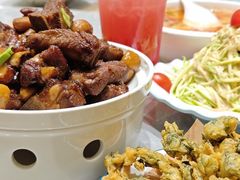-何适山庄·团餐住宿(水长城P2停车场店)