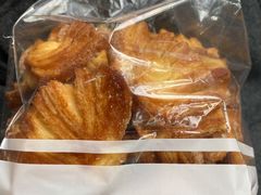 扇子蝴蝶酥-COVA(环贸iapm店)
