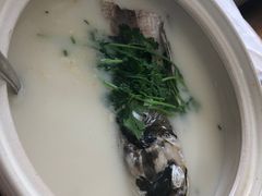 砂锅鱼头-天乐农家鱼头王(天目湖店)