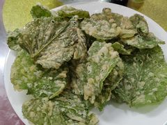 炸桑叶-品雅轩农家乐