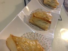 -新大咀港式茶餐厅(宝山万达店)