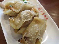 -小姜锅贴(凤凰街店)