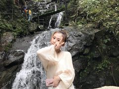 -藏龙百瀑风景区