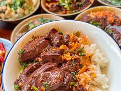-谢老五跷脚牛肉·非遗传承店