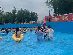 -欢乐水魔方水世界