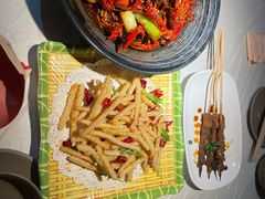 -肥肥虾庄·金牌油焖大虾(沙湖店)