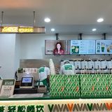 - 关晓彤奶茶店天然呆也来南京啦
