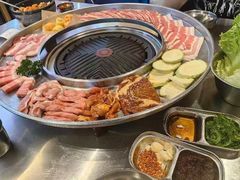 -哈哈碳都·牛肋条无限自助烤肉(宝龙店)