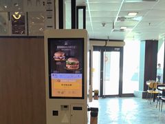 -麦当劳(国家体育场南路店)