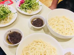 -黑八私房老北京炸酱面